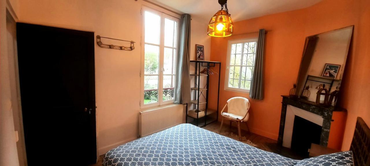 Les Studios Du 4 Canal: Riverside Retreats Near Historic Nemours Saint-Pierre-Les-Nemours Exterior photo
