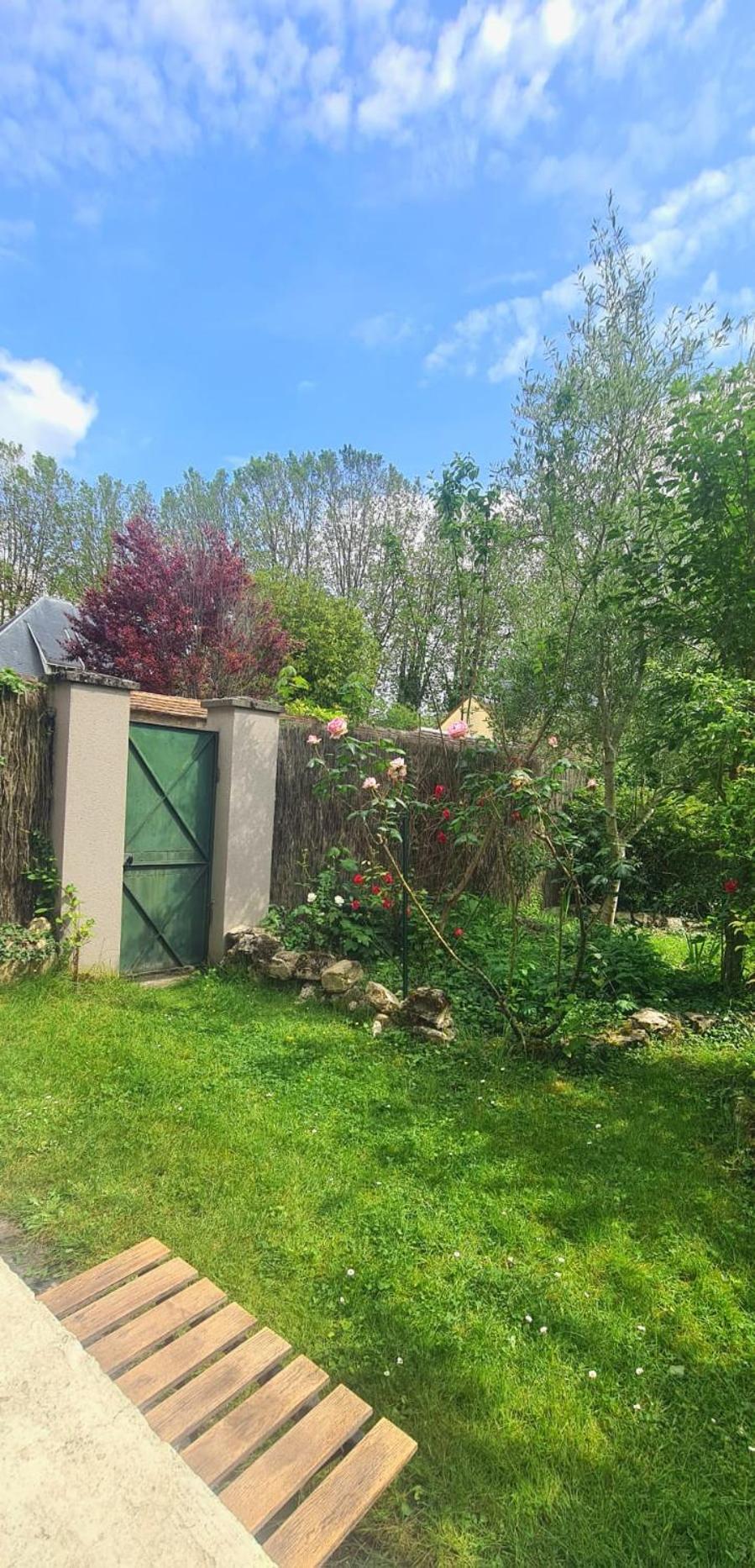 Les Studios Du 4 Canal: Riverside Retreats Near Historic Nemours Saint-Pierre-Les-Nemours Exterior photo